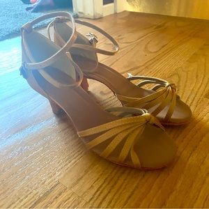 Never worn before bronze colored Salsa Latin Cuban dance heels. 1 1/2 inch heels